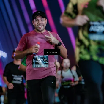 Runner Photo 6280400