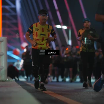 Runner Photo 6280680