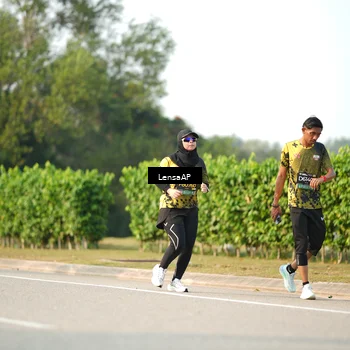 Runner Photo 6281393