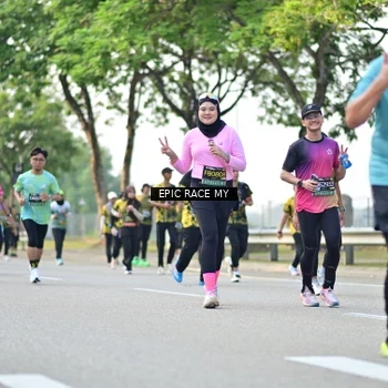 Runner Photo 6281658