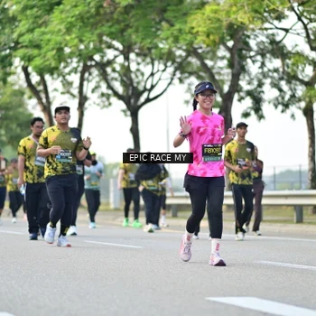 Runner Photo 6281726