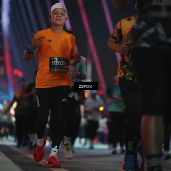Runner Photo 6281870