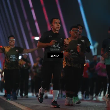 Runner Photo 6281914