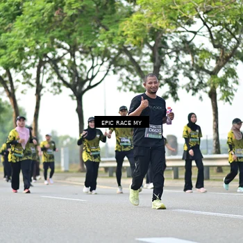 Runner Photo 6282034