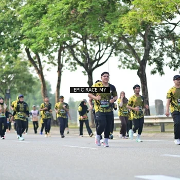 Runner Photo 6282068