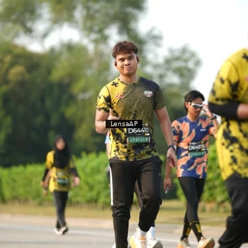Runner Photo 6282071