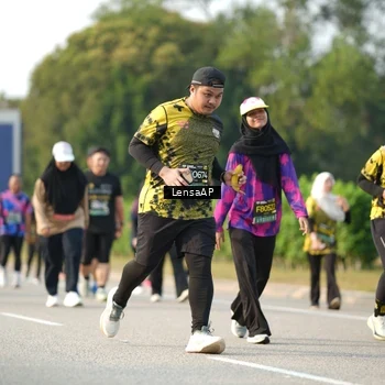 Runner Photo 6282072