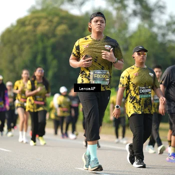 Runner Photo 6282131