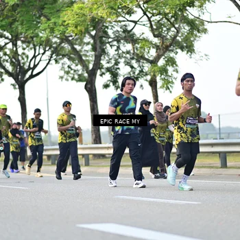Runner Photo 6282134