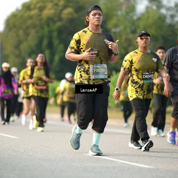 Runner Photo 6282140