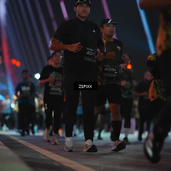 Runner Photo 6282195