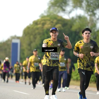 Runner Photo 6282204