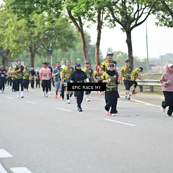 Runner Photo 6282314