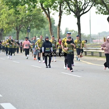 Runner Photo 6282330