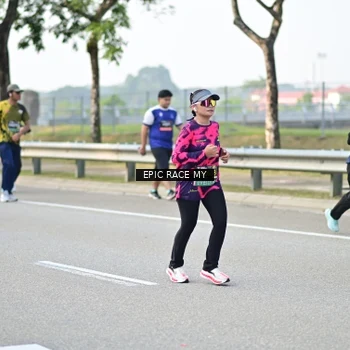 Runner Photo 6282331