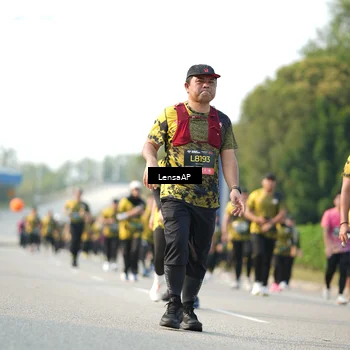 Runner Photo 6282343