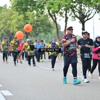 Runner Photo 6282438