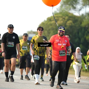 Runner Photo 6282442