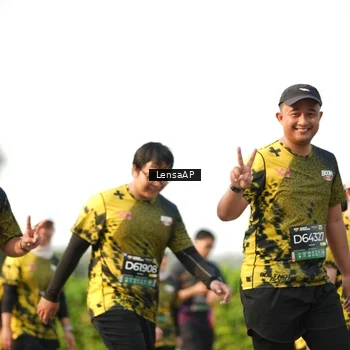 Runner Photo 6282456