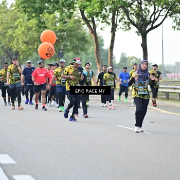Runner Photo 6282475