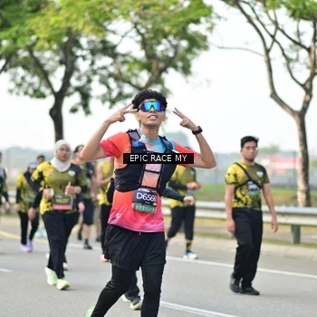 Runner Photo 6282648