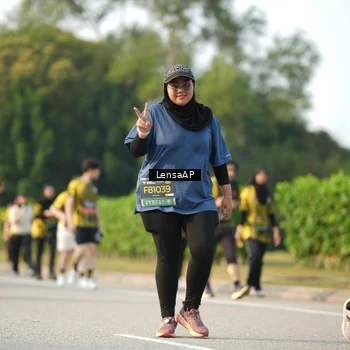 Runner Photo 6282659