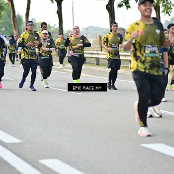 Runner Photo 6282834