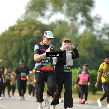 Runner Photo 6283425