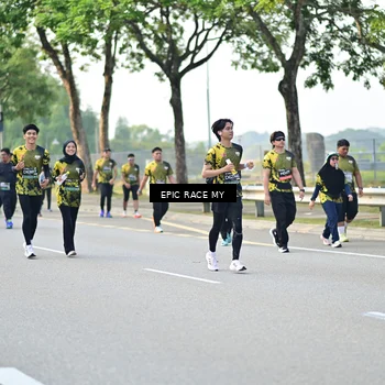 Runner Photo 6283444