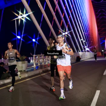 Runner Photo 6283555