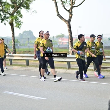 Runner Photo 6283855