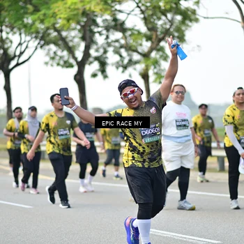 Runner Photo 6283936