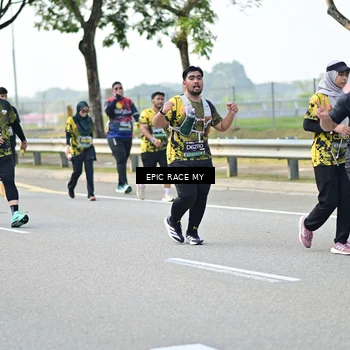 Runner Photo 6283973