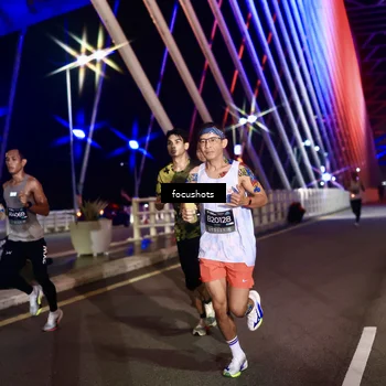 Runner Photo 6284059