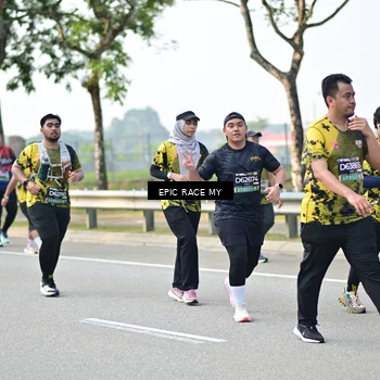 Runner Photo 6284080