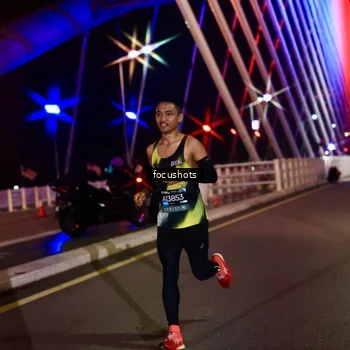 Runner Photo 6284352