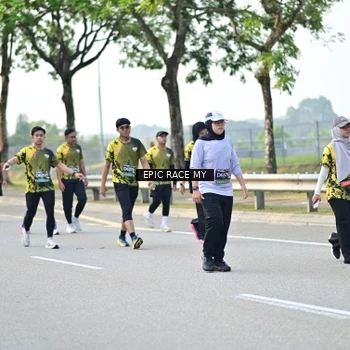 Runner Photo 6284375