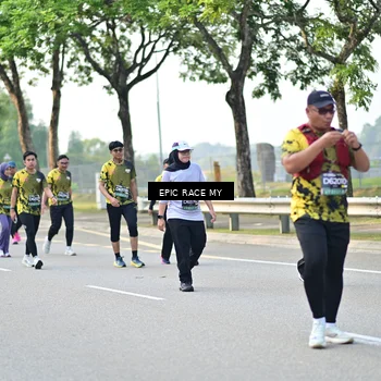 Runner Photo 6284400