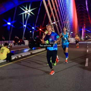 Runner Photo 6284695