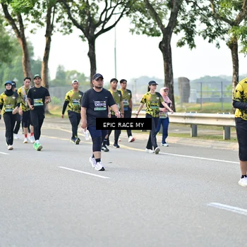 Runner Photo 6285159
