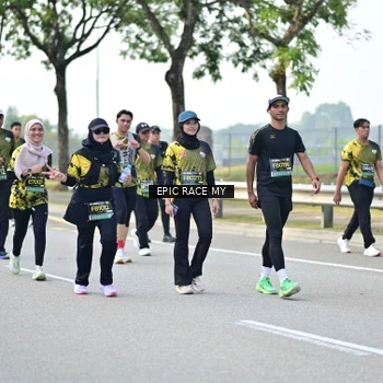 Runner Photo 6285276