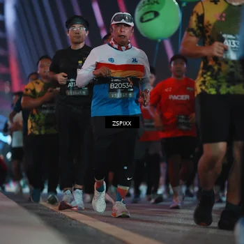 Runner Photo 6285279
