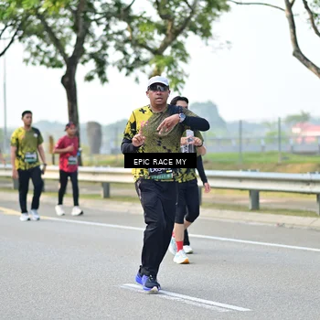 Runner Photo 6285358