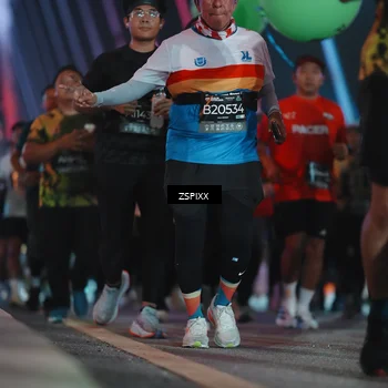 Runner Photo 6285384