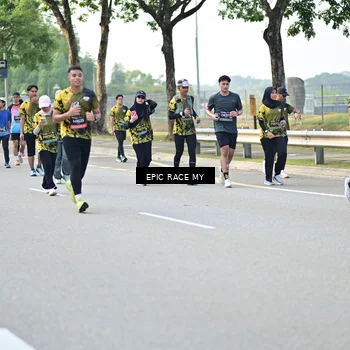 Runner Photo 6285415