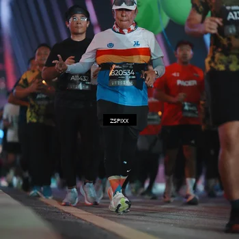 Runner Photo 6285429