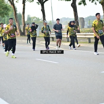 Runner Photo 6285468