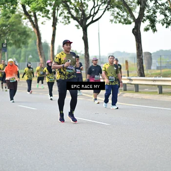 Runner Photo 6285769