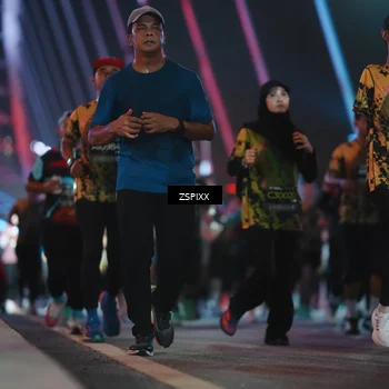 Runner Photo 6285873