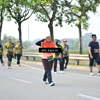 Runner Photo 6285915